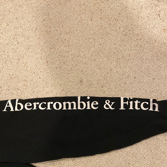 Black Abercrombie & Finch sweatpants size small - Picture 4 of 4